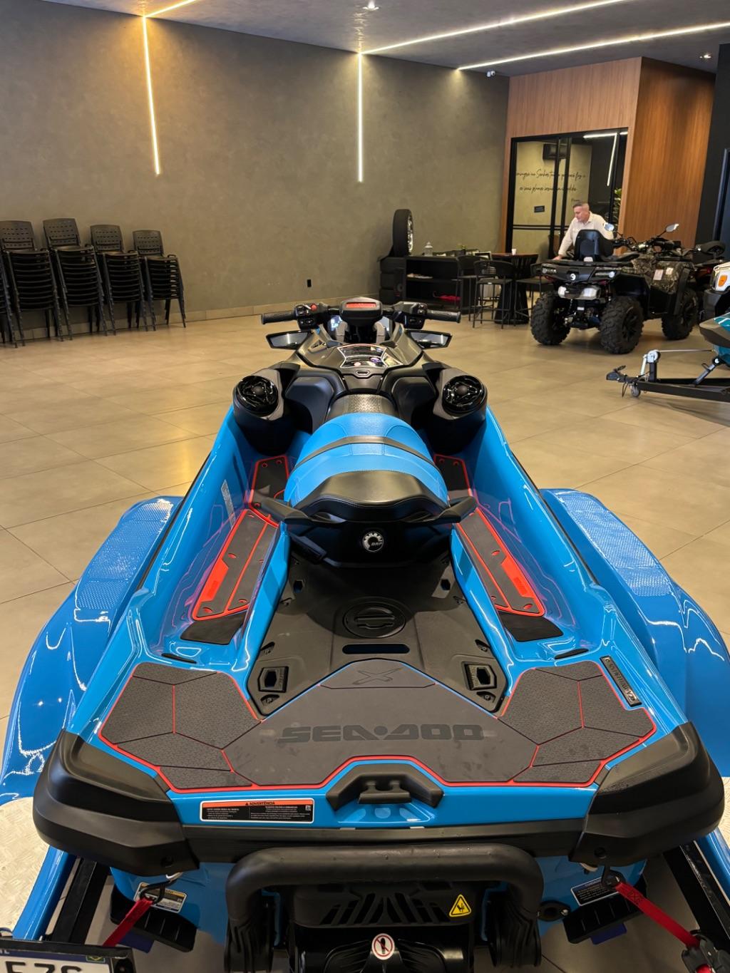 SEA DOO RXT X 325 - Foto