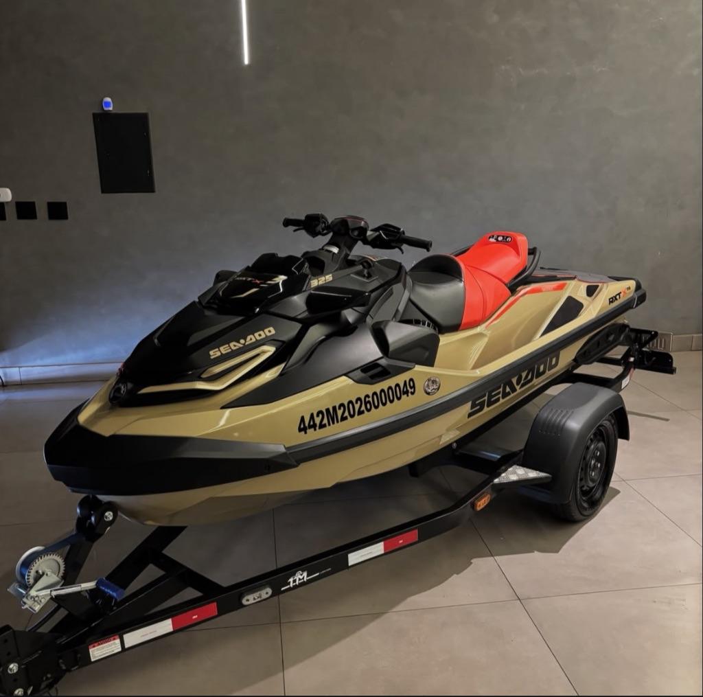 SEA DOO RXT X 325 - Foto