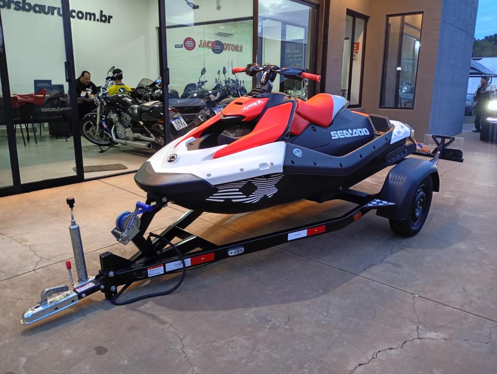 SEA DOO Spark Trixx 900