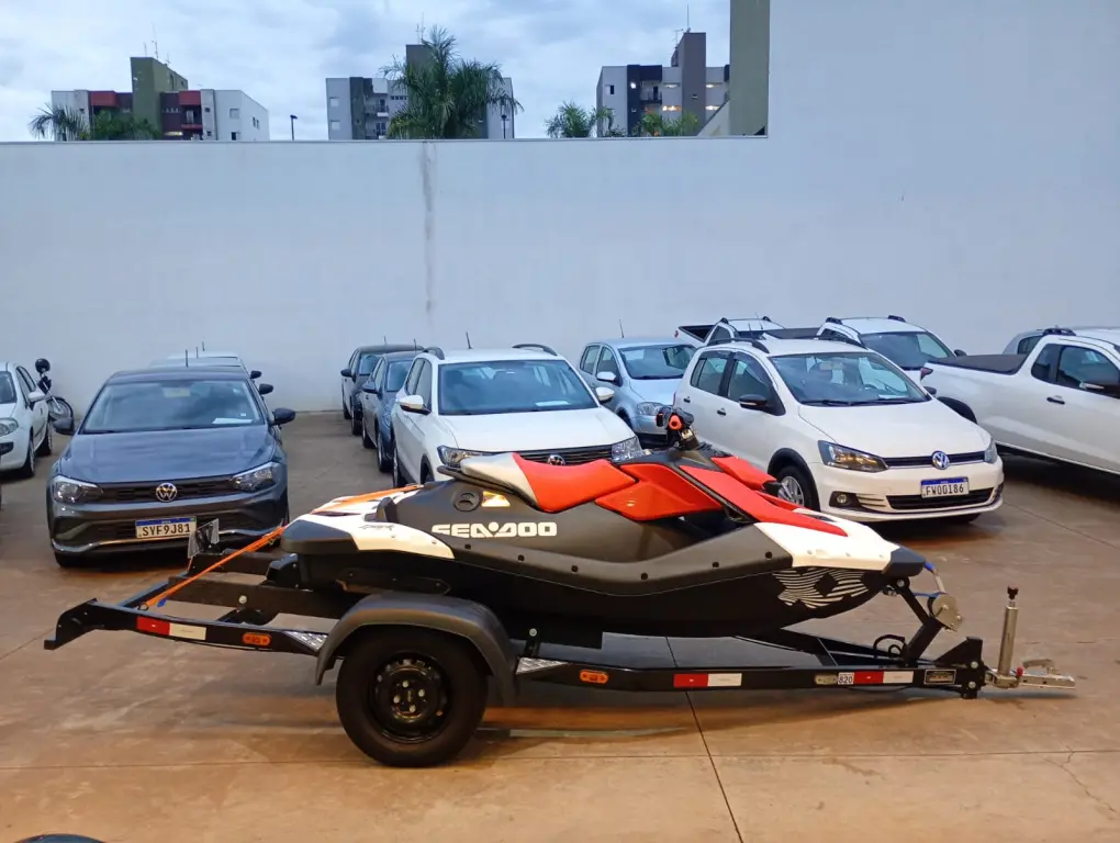 SEA DOO Spark Trixx 900 - Foto