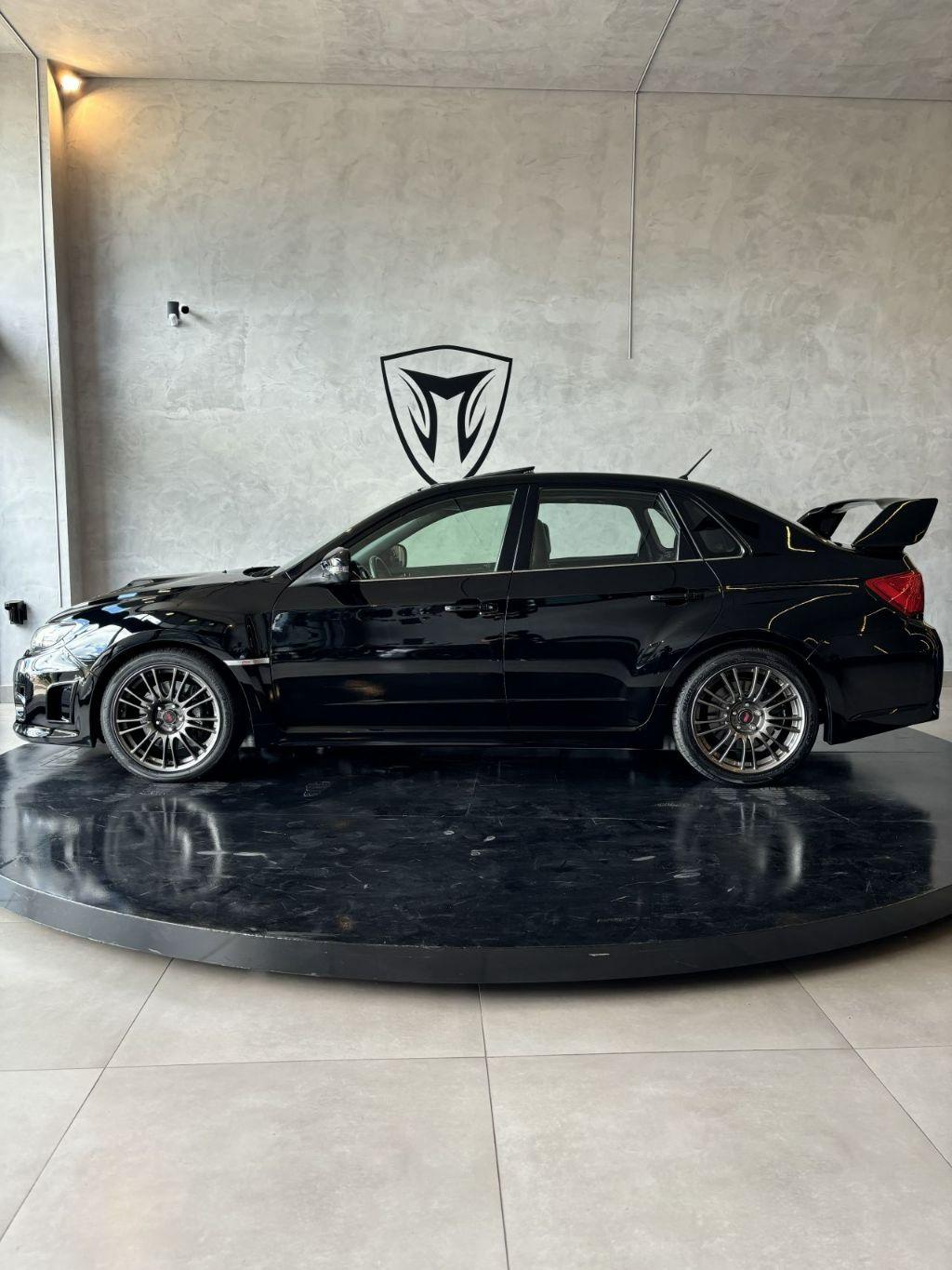 SUBARU Impreza Sedan - Foto