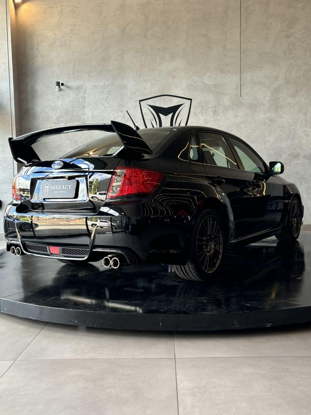 SUBARU Impreza Sedan - Foto