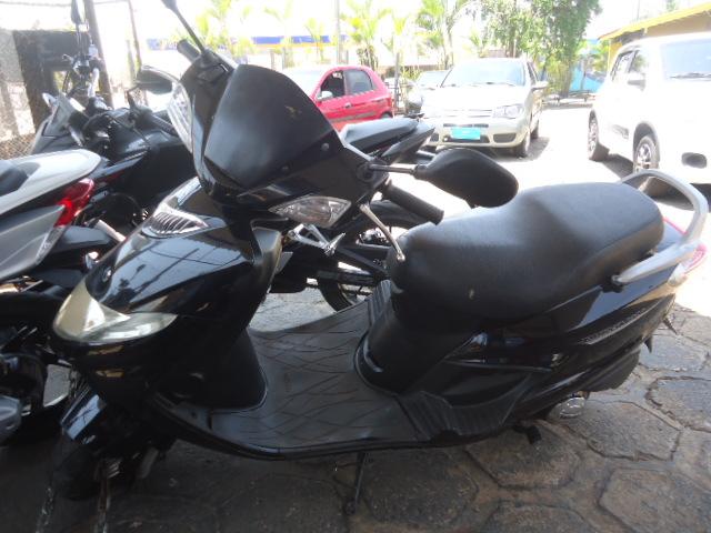 SUZUKI Burgman 125 - Foto