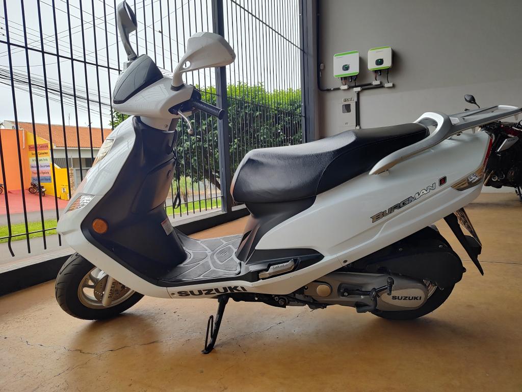 SUZUKI Burgman 125 - Foto
