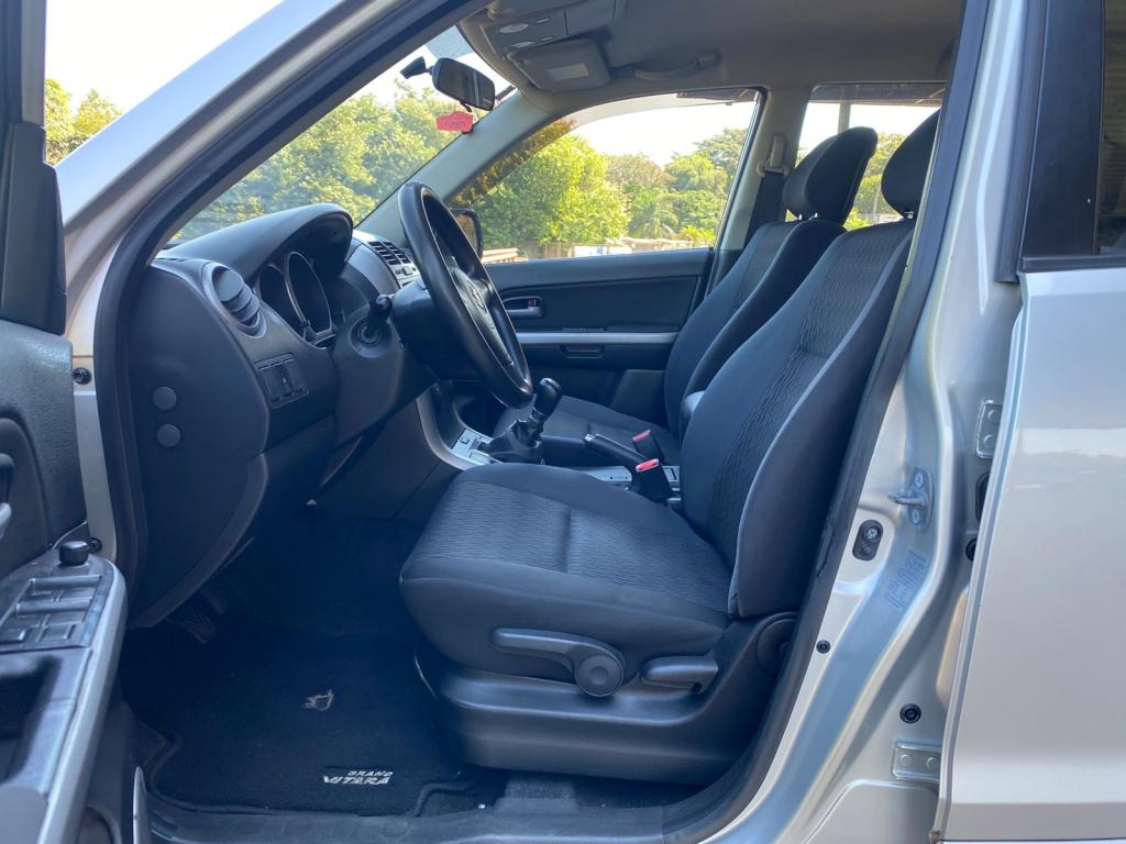 SUZUKI Grand Vitara - Foto