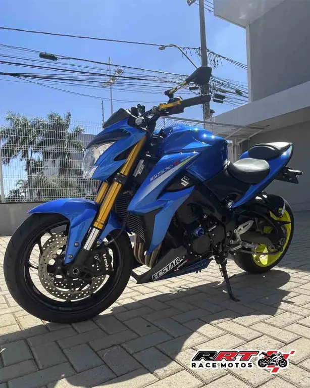 SUZUKI GSX-S 1000 - Foto