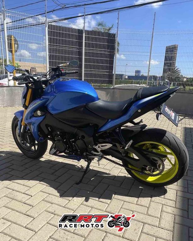 SUZUKI GSX-S 1000 - Foto