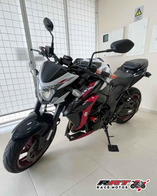 SUZUKI GSX-S 750 - Foto