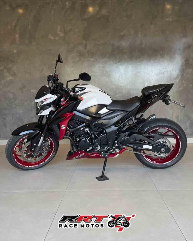 SUZUKI GSX-S 750