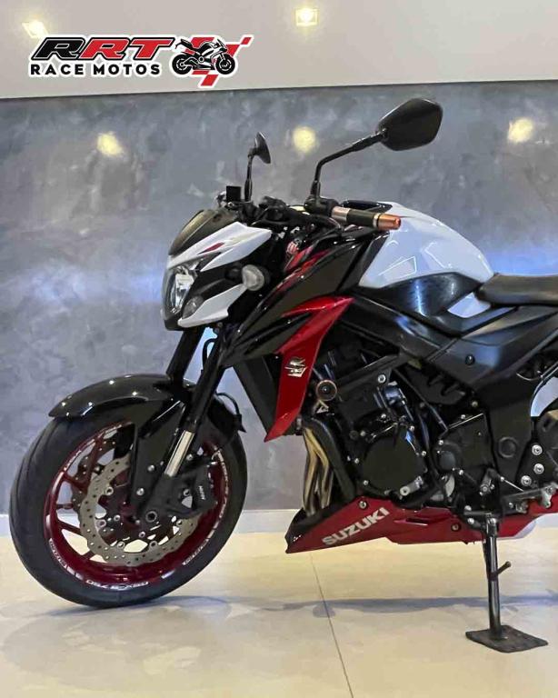 SUZUKI GSX-S 750 - Foto