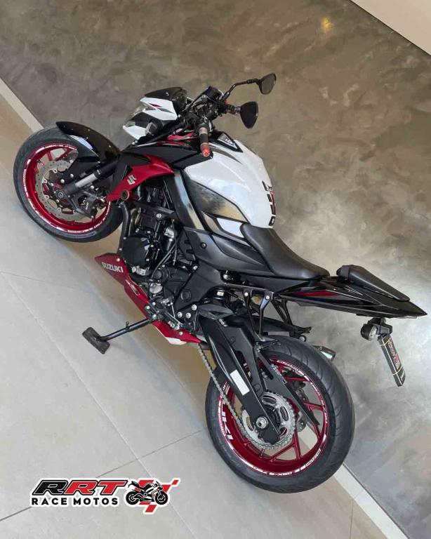 SUZUKI GSX-S 750 - Foto