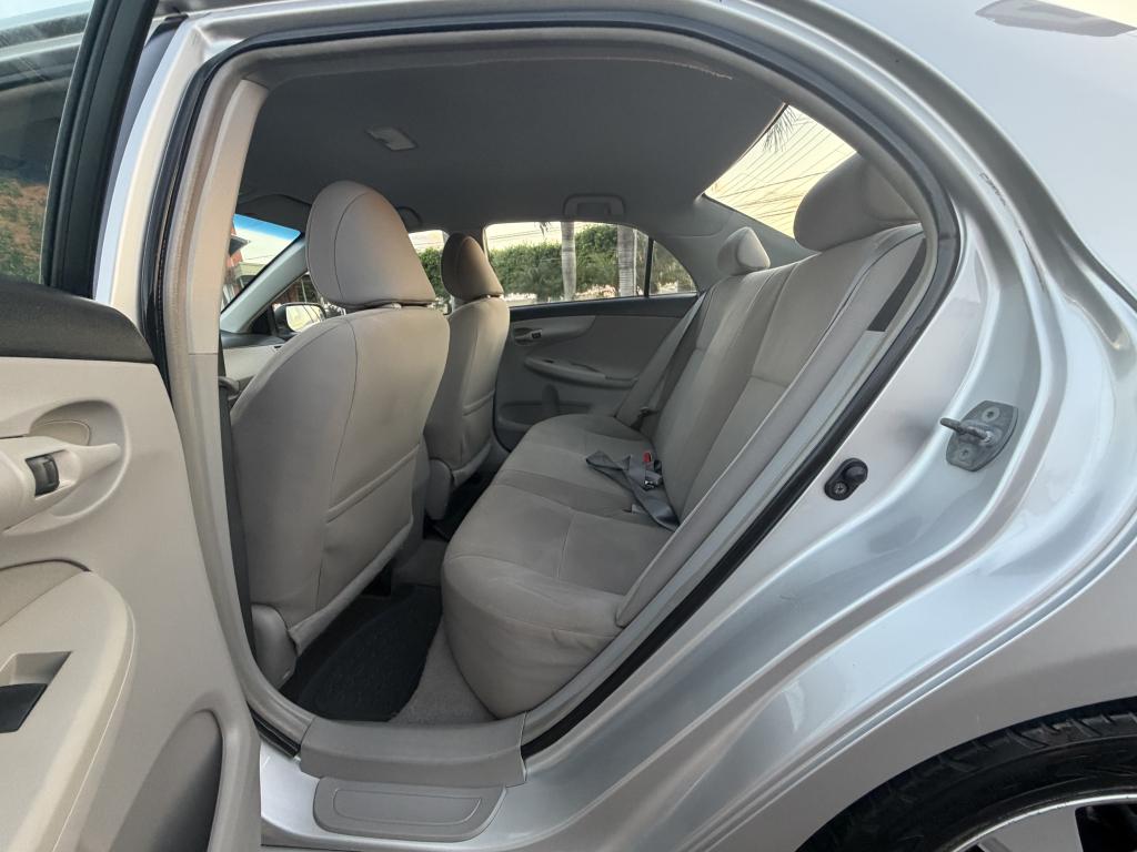TOYOTA Corolla - Foto