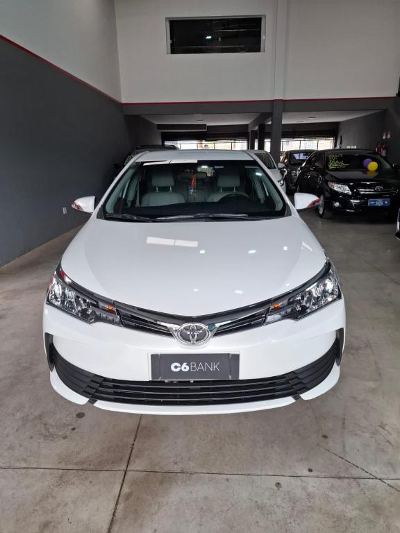 TOYOTA Corolla - Foto