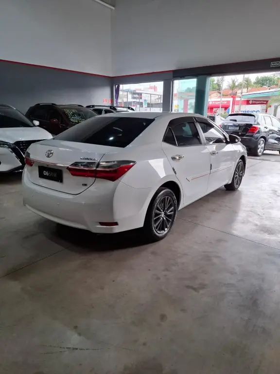 TOYOTA Corolla - Foto