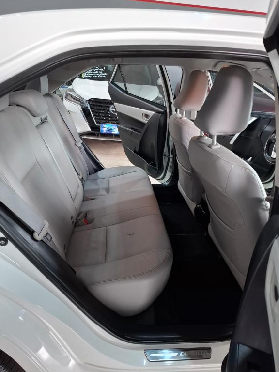 TOYOTA Corolla - Foto