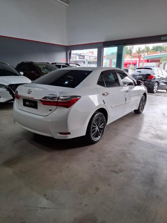 TOYOTA Corolla - Foto