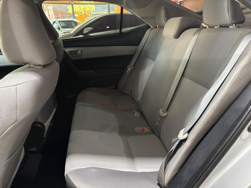 TOYOTA Corolla - Foto