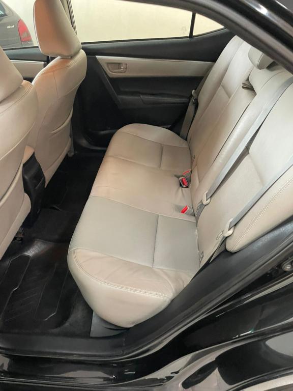 TOYOTA Corolla - Foto