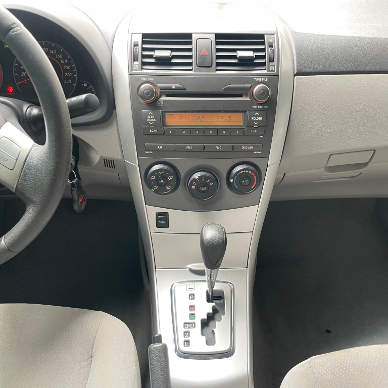 TOYOTA Corolla - Foto