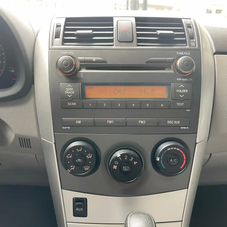 TOYOTA Corolla - Foto