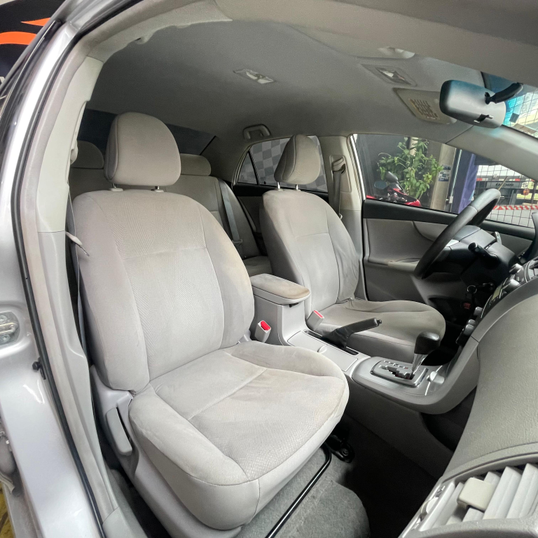 TOYOTA Corolla - Foto