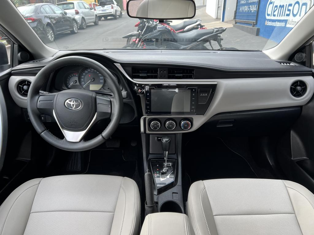 TOYOTA Corolla - Foto