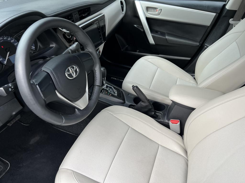 TOYOTA Corolla - Foto