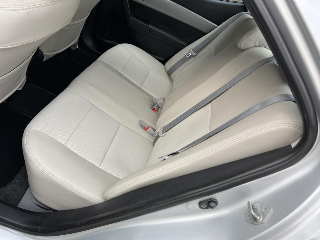 TOYOTA Corolla - Foto