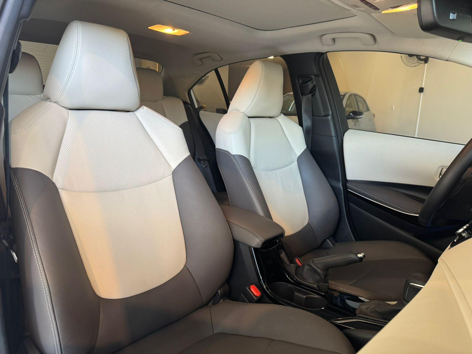 TOYOTA Corolla - Foto