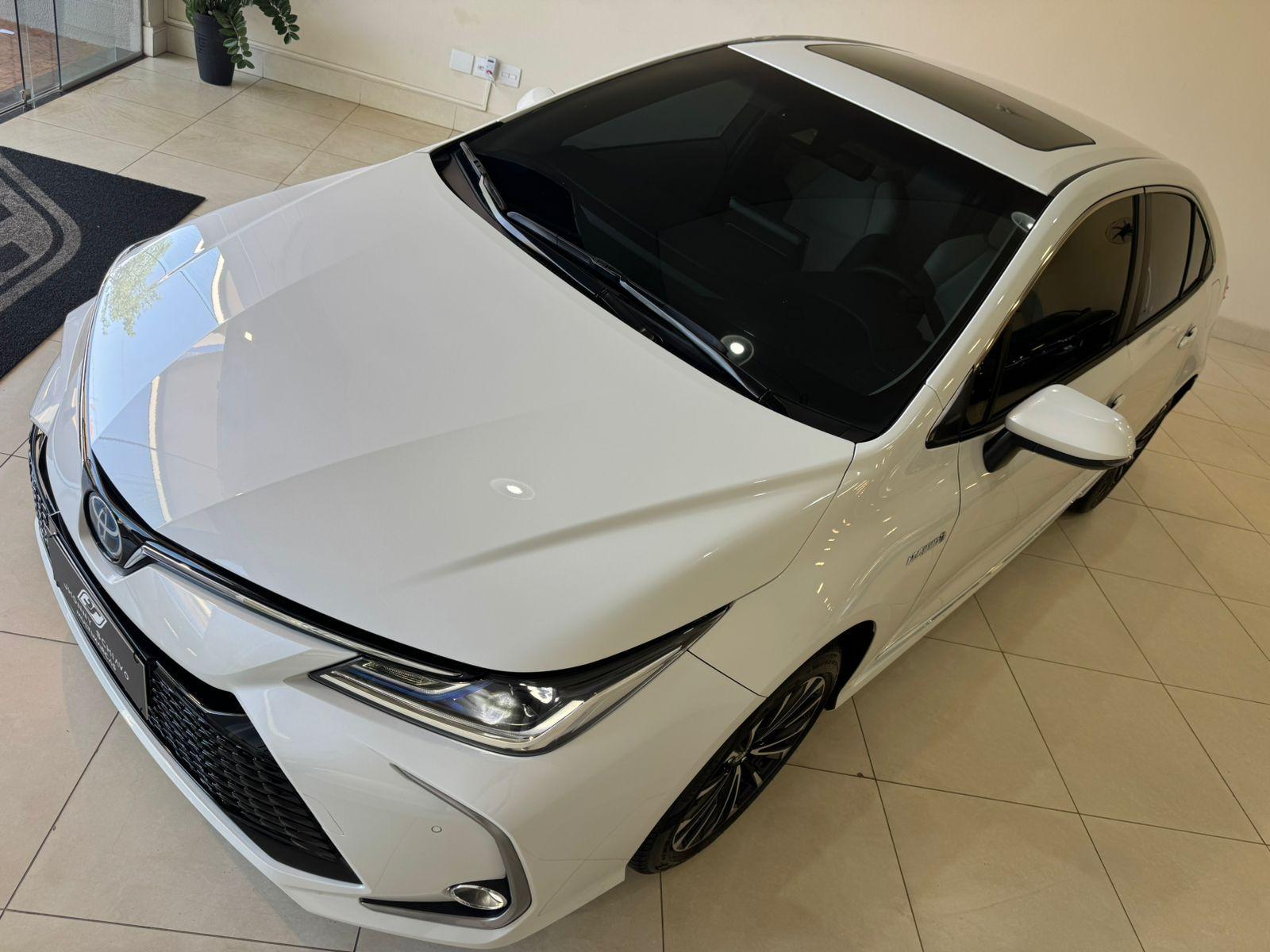 TOYOTA Corolla - Foto