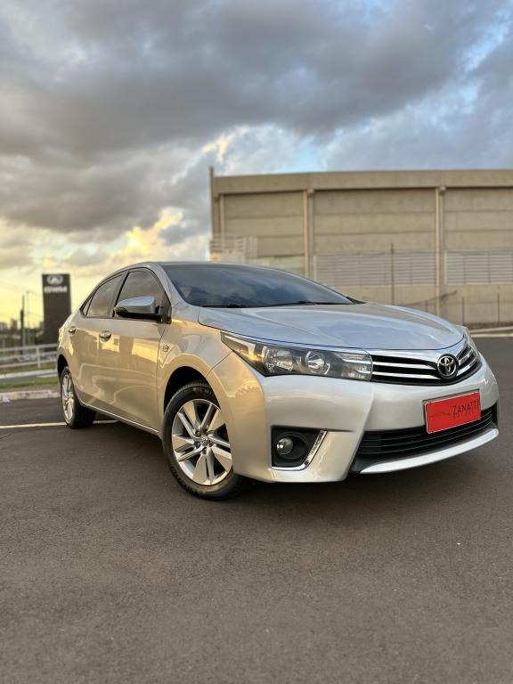 TOYOTA Corolla - Foto