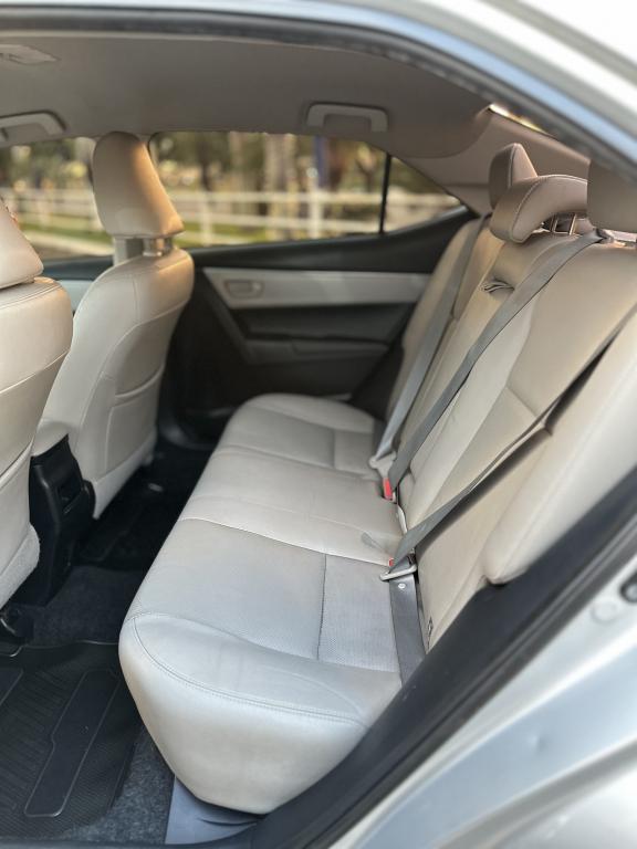 TOYOTA Corolla - Foto