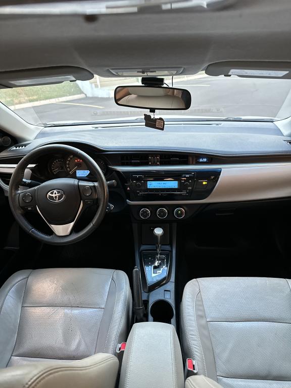 TOYOTA Corolla - Foto