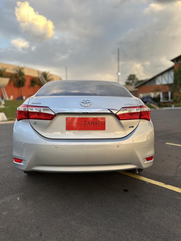 TOYOTA Corolla - Foto