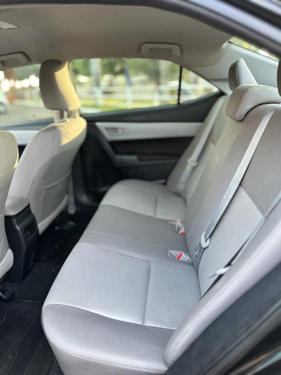 TOYOTA Corolla - Foto