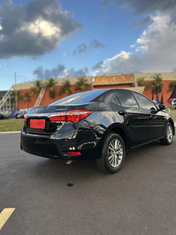 TOYOTA Corolla - Foto