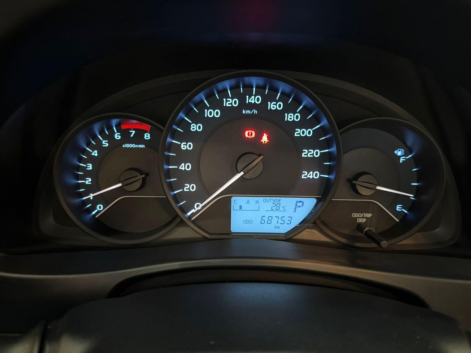 TOYOTA Corolla - Foto