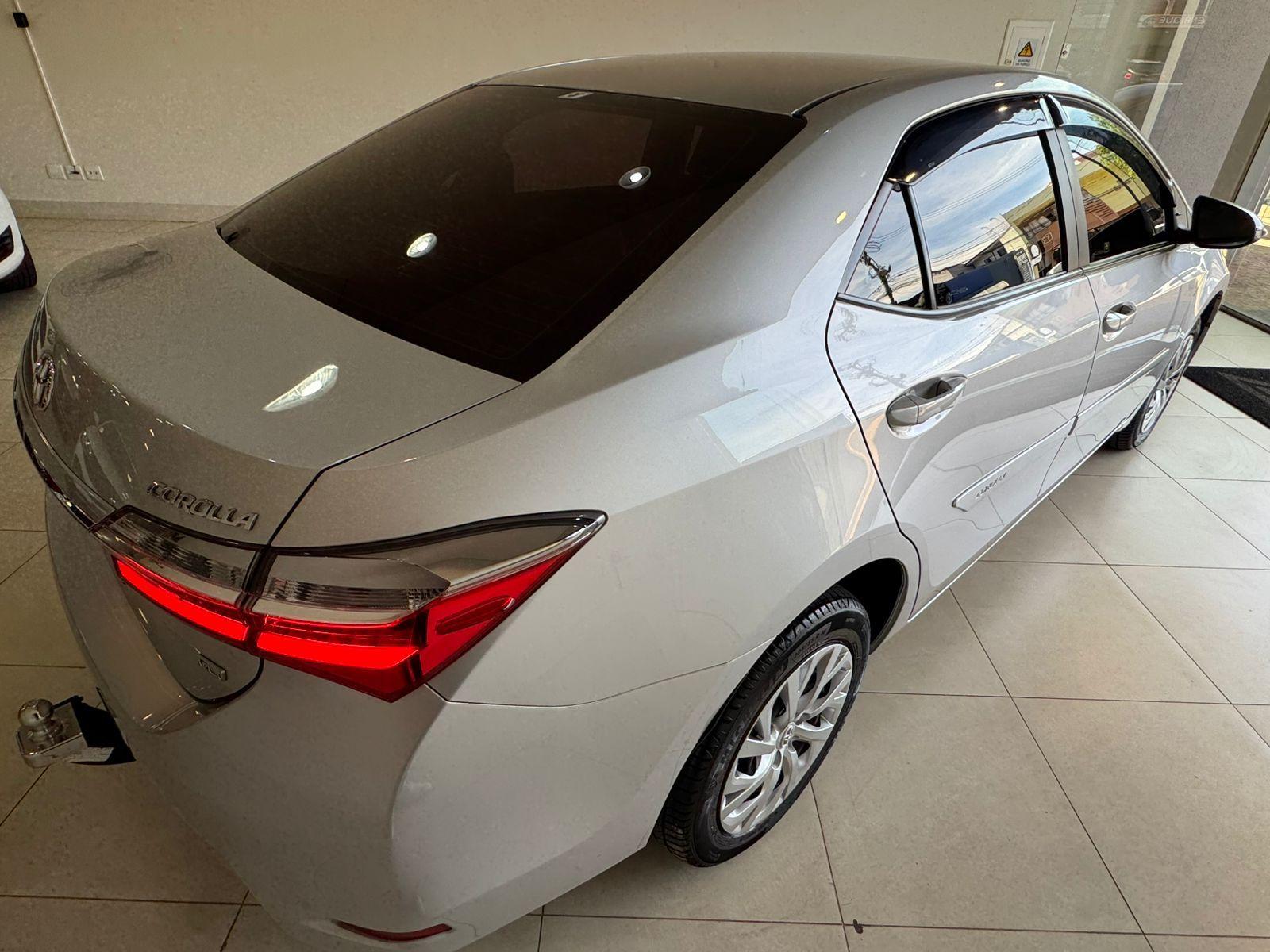 TOYOTA Corolla - Foto