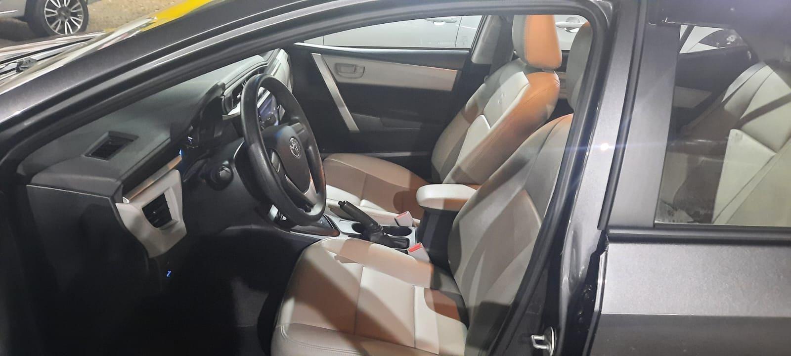 TOYOTA Corolla - Foto