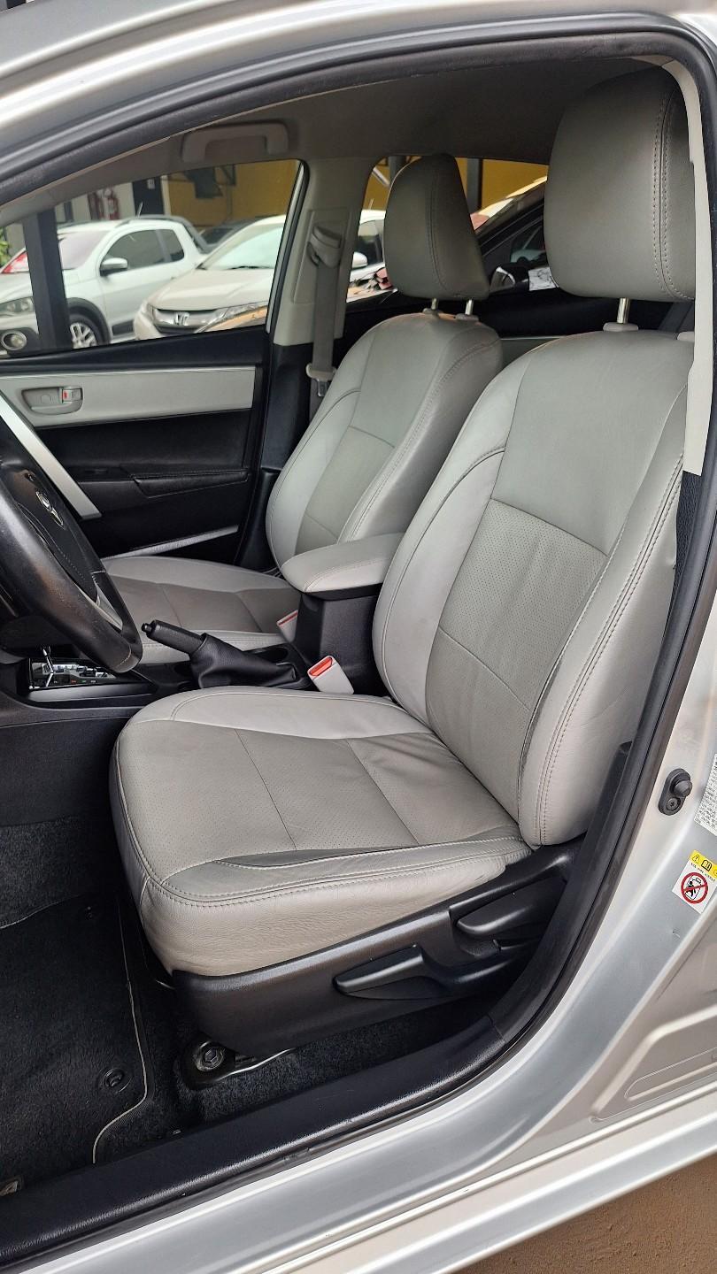 TOYOTA Corolla - Foto