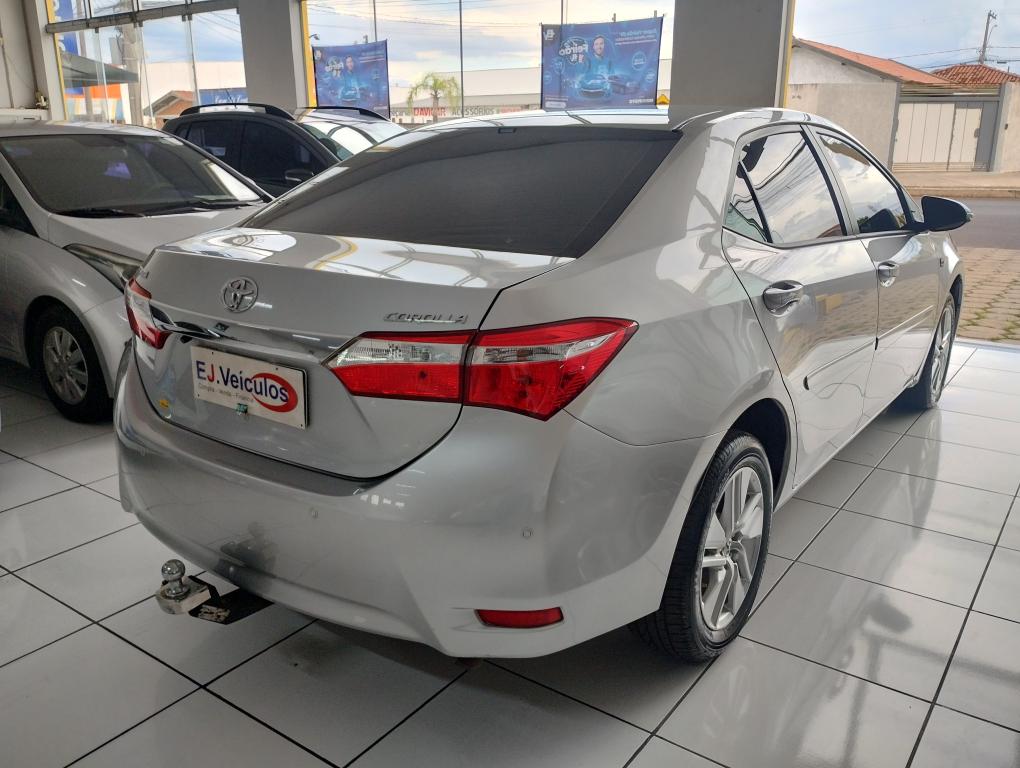 TOYOTA Corolla - Foto