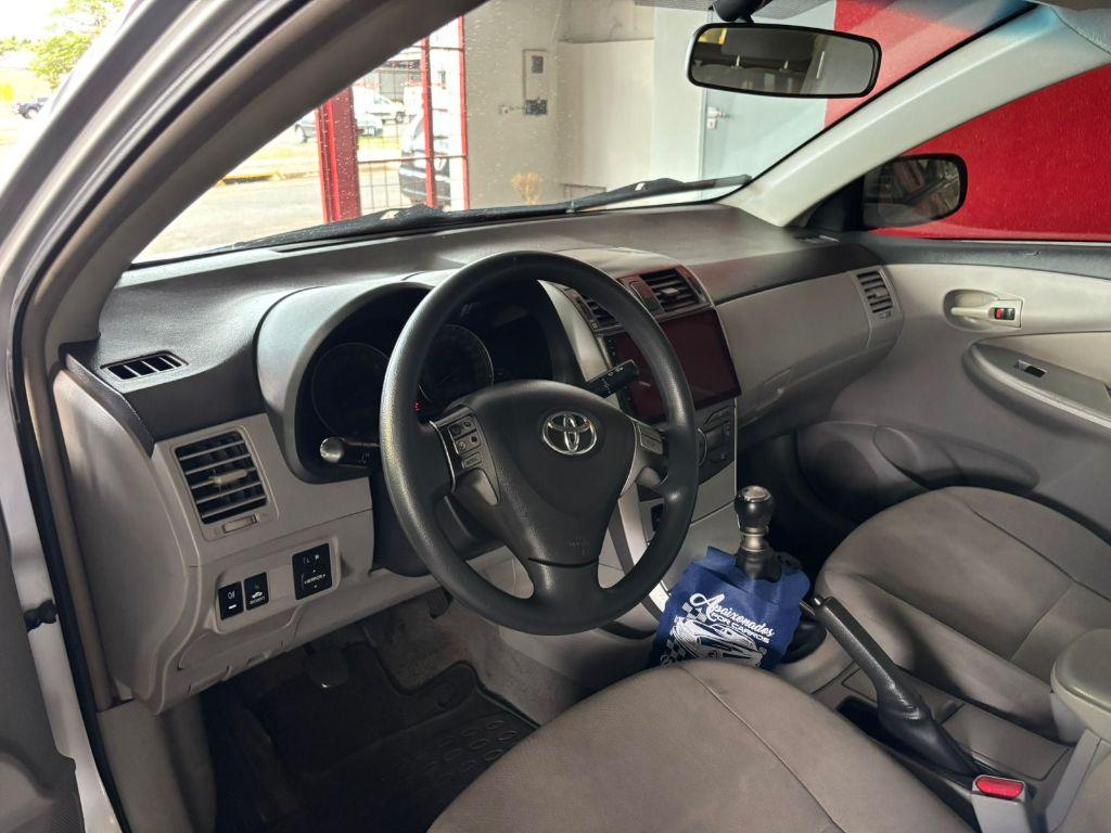 TOYOTA Corolla - Foto