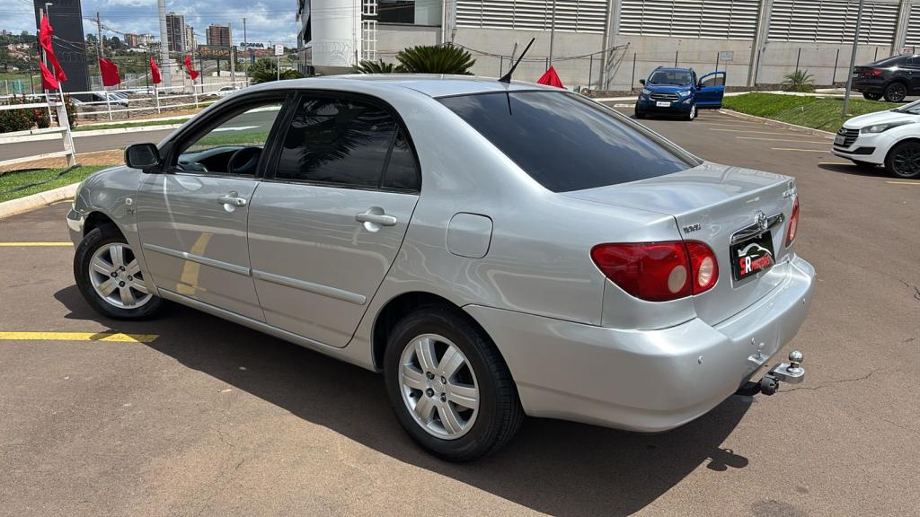 TOYOTA Corolla - Foto
