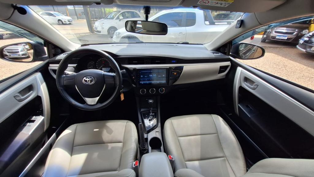 TOYOTA Corolla - Foto