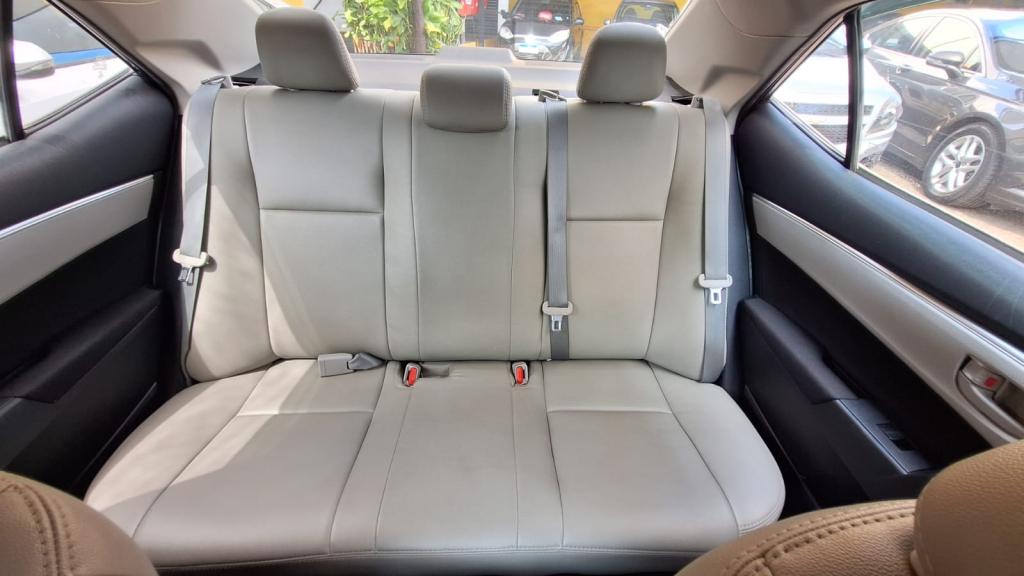 TOYOTA Corolla - Foto