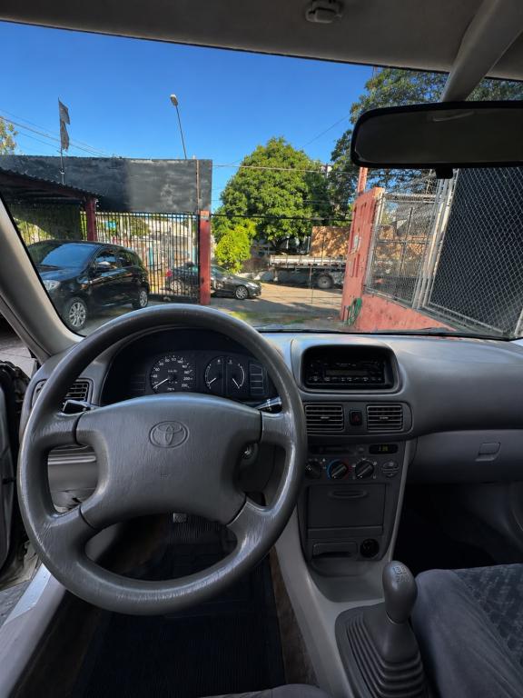 TOYOTA Corolla - Foto