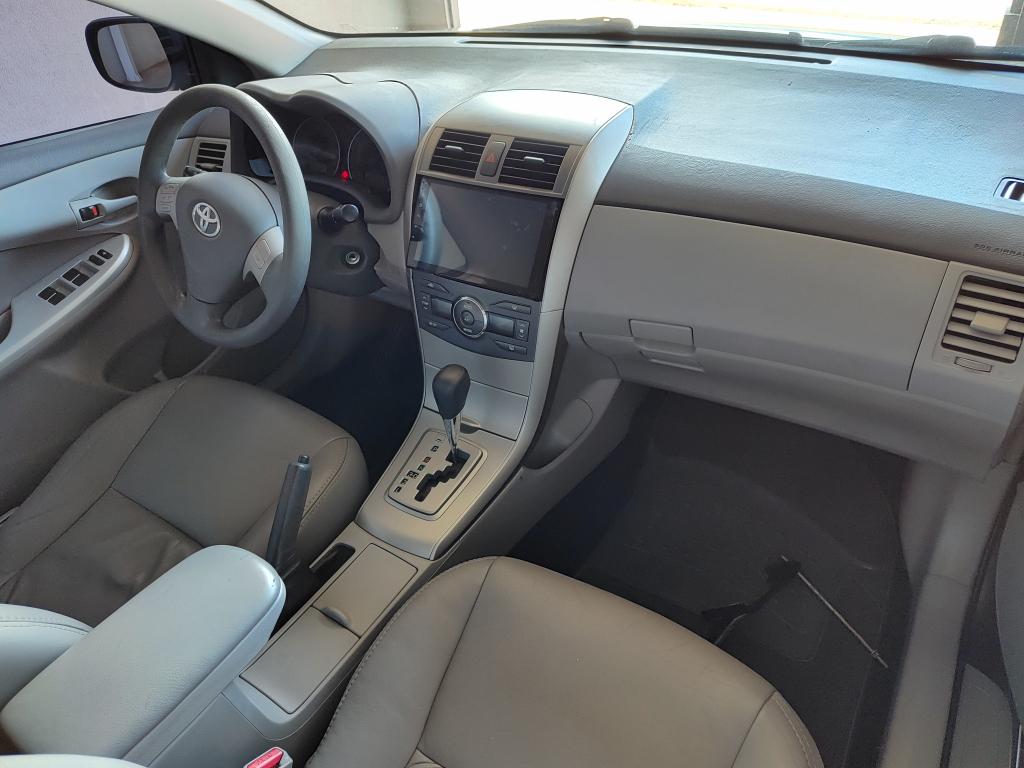 TOYOTA Corolla - Foto