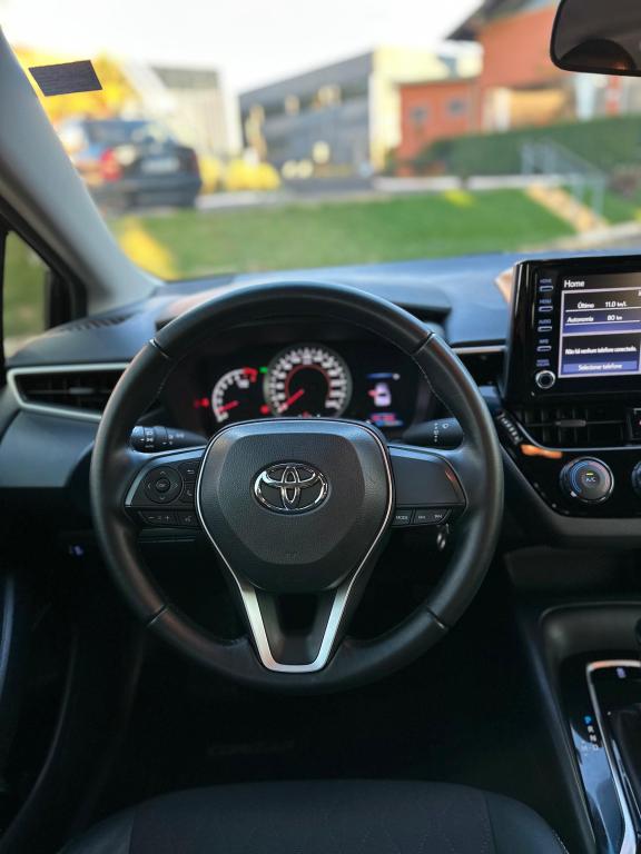 TOYOTA Corolla - Foto