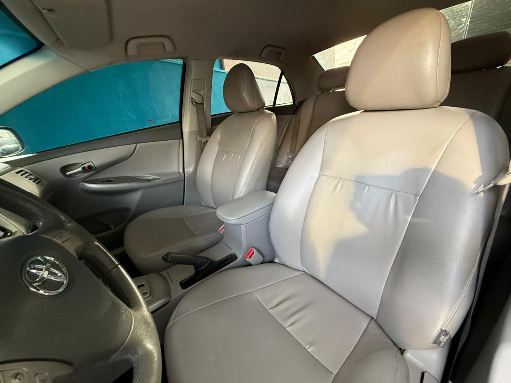 TOYOTA Corolla - Foto