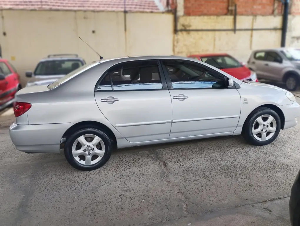 TOYOTA Corolla - Foto